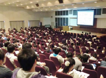 新社会人に人気！「洋服の青山」によるスーツ『着こなし講座』