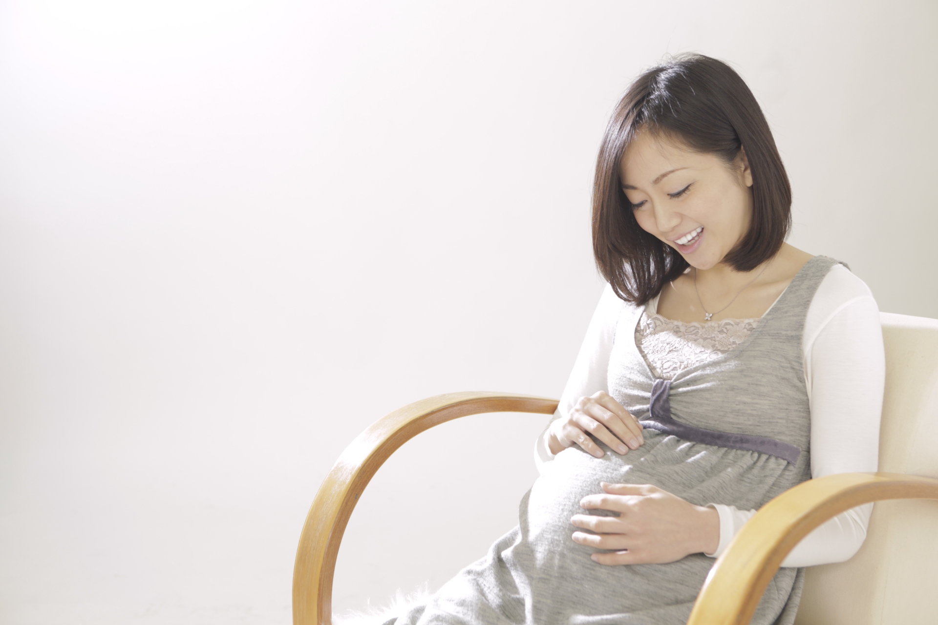妊娠・出産の報告、次の手続きは？