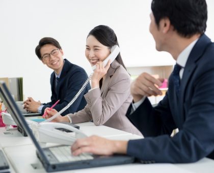 会社の机の上の整理整頓をしよう!片付けの仕方