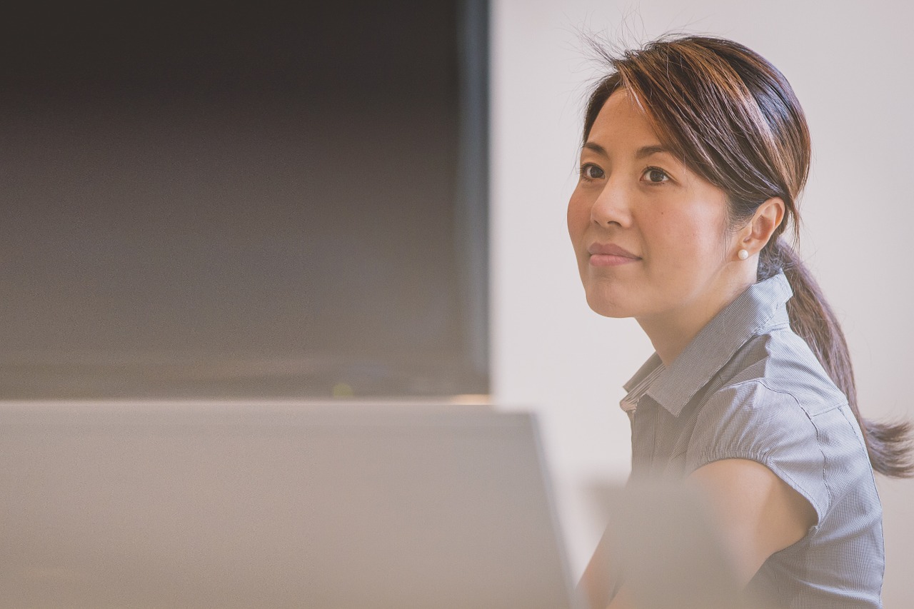 女性が生き生き働く企業の未来は明るい！意識と具体的改革で理想のワークライフバランスを