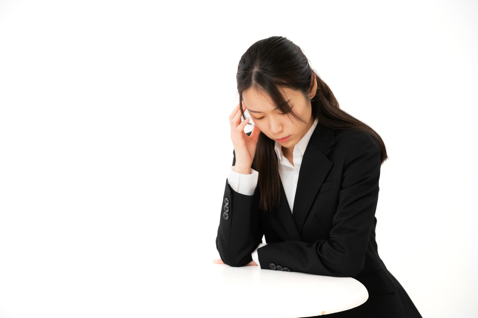 ついつい考えすぎで仕事ができない、どうして考えすぎてしまう？