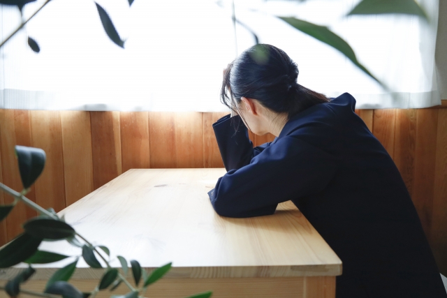 仕事でミスして落ち込んだとき、どう対処すればいい?